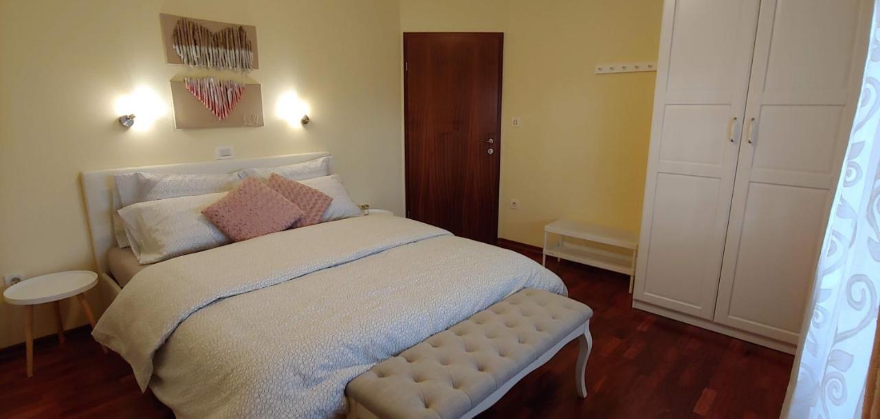 Apart-Villa Roma Nova Gorica Zewnętrze zdjęcie